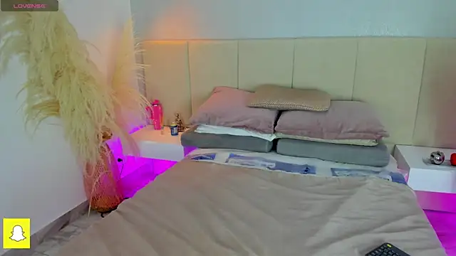 sofia pamela online show from 11.07.25