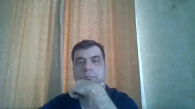 Snapshot of rusqadisx chatting on 12.16.25 rusqadisx online show from 12.16.25