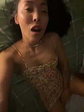 Snapshot of IzanamiTime chatting on 12.19.24 IzanamiTime online show from 12.19.24