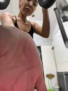 Snapshot of IzanamiTime chatting on 01.05.25 IzanamiTime online show from 01.05.25