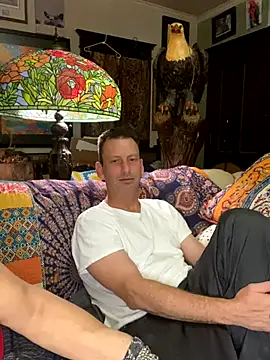 Snapshot of sexyasscougar chatting on 10.18.25 sexyasscougar online show from 10.18.25