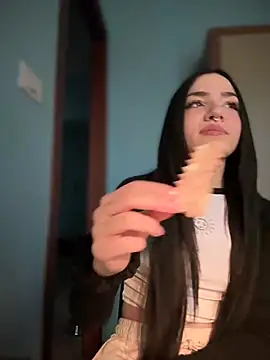 Snapshot of ShannonShanny chatting on 01.27.25 ShannonShanny online show from 01.27.25