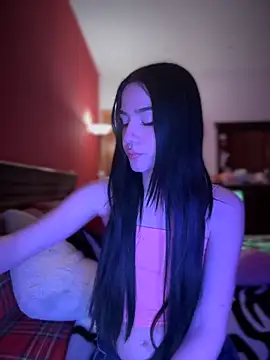 Snapshot of ShannonShanny chatting on 02.05.25 ShannonShanny online show from 02.05.25