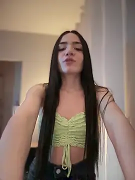 Snapshot of ShannonShanny chatting on 03.17.25 ShannonShanny online show from 03.17.25