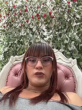 Snapshot of miss_gisselle chatting on 11.22.25 miss gisselle online show from 11.22.25