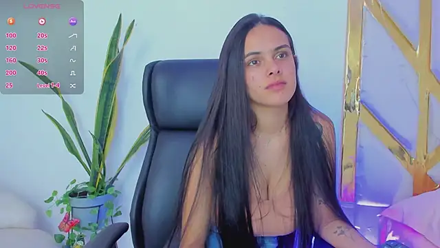 ChloeHarper  online show from 03.21.25