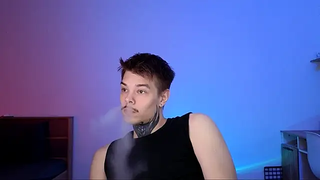 Snapshot of DENIS_HERE chatting on 11.24.25 DENIS HERE online show from 11.24.25