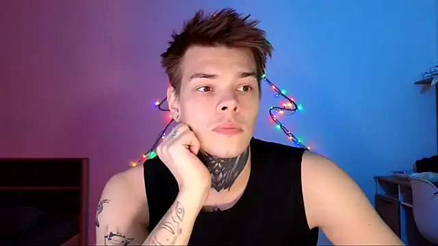 Snapshot of DENIS_HERE chatting on 12.03.25 DENIS HERE online show from 12.03.25