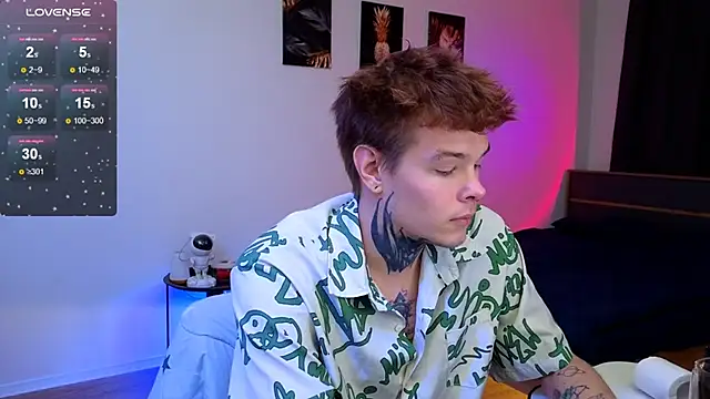 DENIS HERE online show from 12.20.25