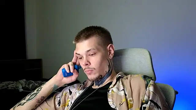 DENIS HERE online show from 06.10.26