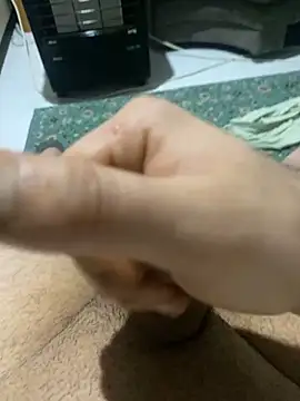 azginnn35 online show from 12.19.25