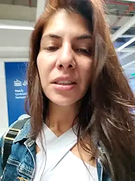 scarlett moore online show from 02.14.25