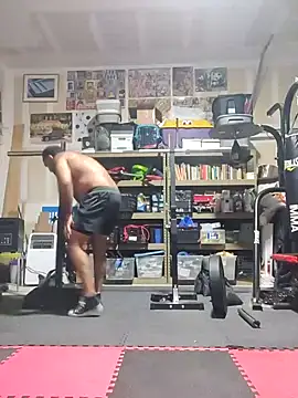 Snapshot of chainjulious chatting on 01.31.25 chainjulious online show from 01.31.25