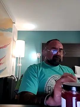 Snapshot of chainjulious chatting on 02.27.25 chainjulious online show from 02.27.25