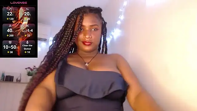 Snapshot of NikitaKiss chatting on 01.25.25 NikitaKiss online show from 01.25.25