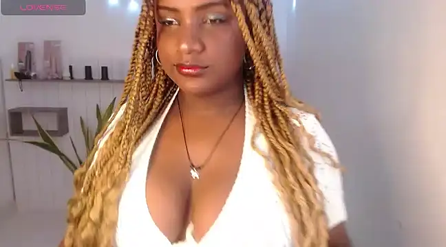 Snapshot of NikitaKiss chatting on 02.15.25 NikitaKiss online show from 02.15.25