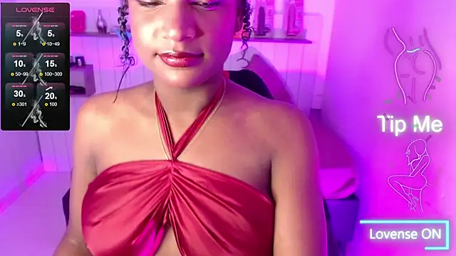 Snapshot of NikitaKiss chatting on 10.21.25 NikitaKiss online show from 10.21.25