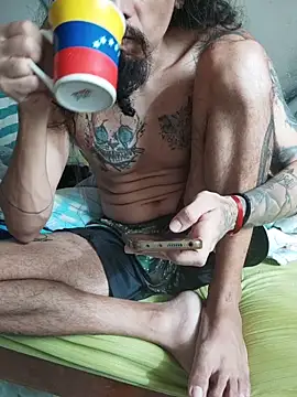 Snapshot of iirgastam3 chatting on 12.01.25 iirgastam3 online show from 12.01.25