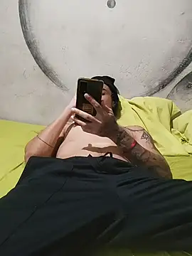 Snapshot of iirgastam3 chatting on 12.04.25 iirgastam3 online show from 12.04.25