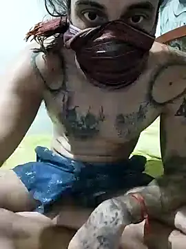 Snapshot of iirgastam3 chatting on 12.21.25 iirgastam3 online show from 12.21.25