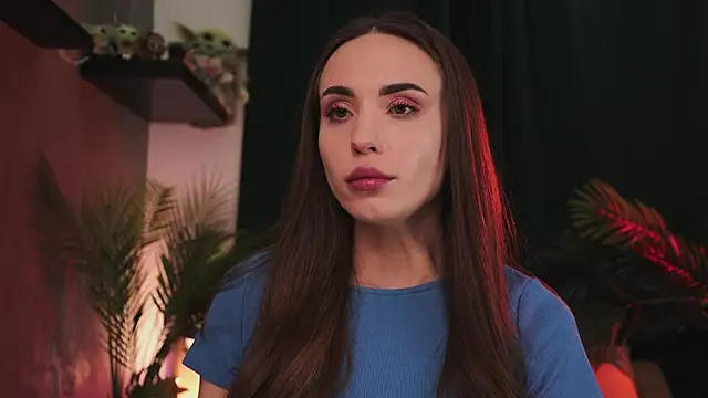 Snapshot of BabyYoda- chatting on 12.01.24 BabyYoda- online show from 12.01.24