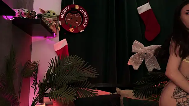 Snapshot of BabyYoda- chatting on 12.19.24 BabyYoda- online show from 12.19.24