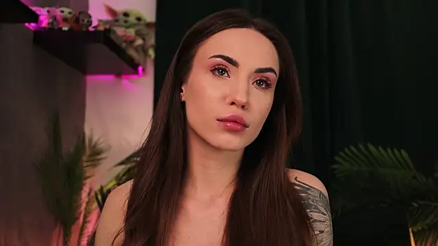 Snapshot of BabyYoda- chatting on 01.23.25 BabyYoda- online show from 01.23.25