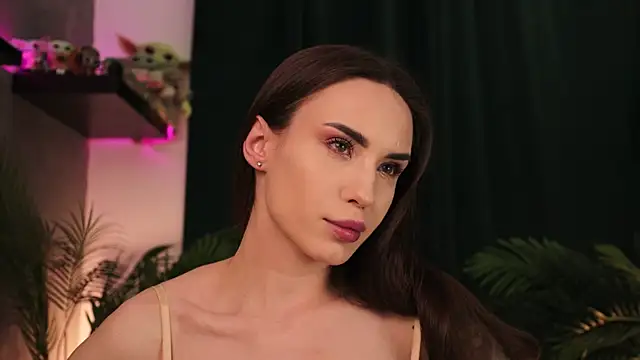 Snapshot of BabyYoda- chatting on 03.03.25 BabyYoda- online show from 03.03.25