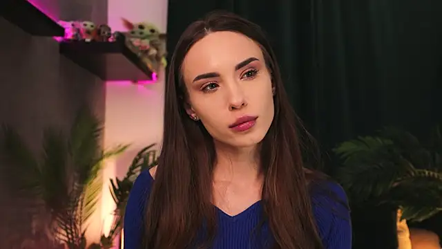 Snapshot of BabyYoda- chatting on 03.09.25 BabyYoda- online show from 03.09.25