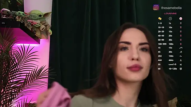 Snapshot of BabyYoda- chatting on 11.13.25 BabyYoda- online show from 11.13.25