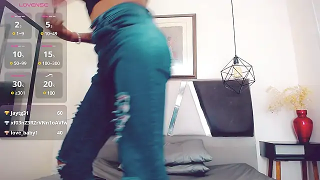 hilary rodriguez online show from 01.18.25