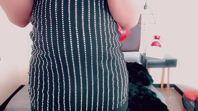 hilary rodriguez online show from 02.16.25