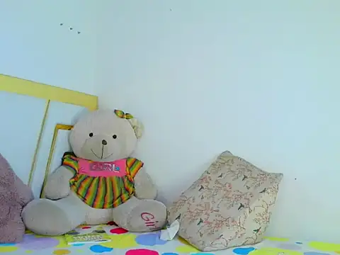 DayanaWood online show from 10.17.25