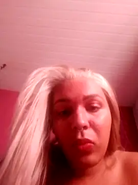 Snapshot of transgirl26 chatting on 01.13.26 transgirl26 online show from 01.13.26