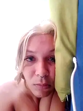 Snapshot of transgirl26 chatting on 03.11.26 transgirl26 online show from 03.11.26