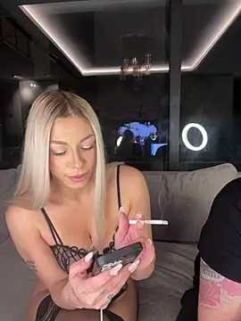 SexOnMyLvL online show from 04.24.26