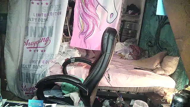 Ombeline1 online show from 02.24.25