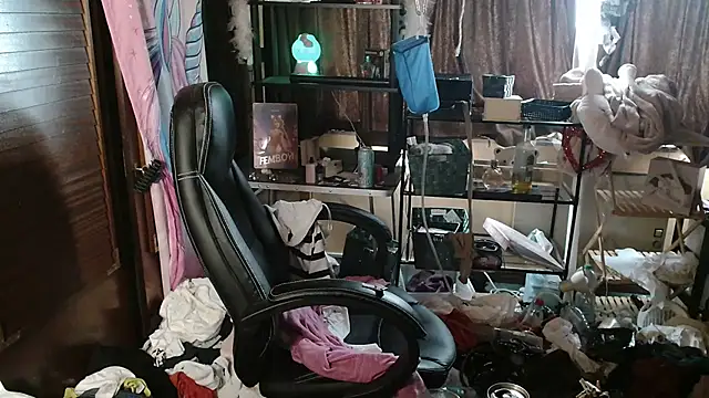 Ombeline1 online show from 09.25.25