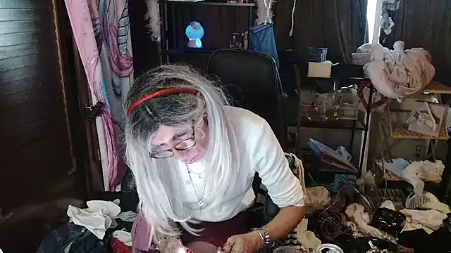 Ombeline1 online show from 09.28.25