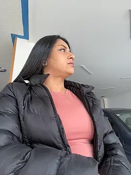 Juana19 online show from 10.23.25