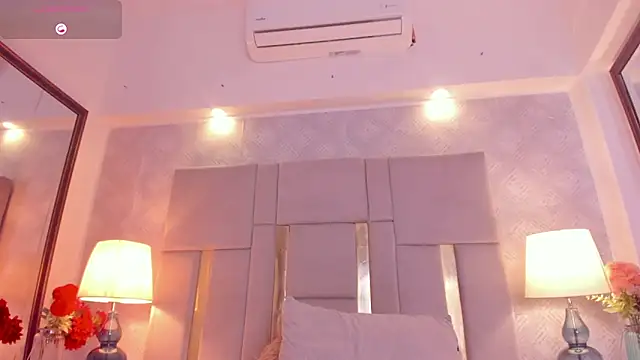 Camilaa Sanchez  online show from 02.10.25