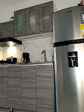 Lia Hurley online show from 02.26.25