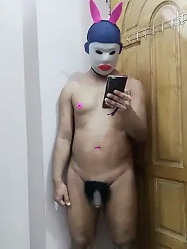 Snapshot of zentaishow chatting on 12.16.25 zentaishow online show from 12.16.25