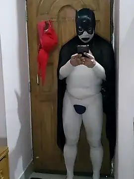 Snapshot of zentaishow chatting on 12.17.25 zentaishow online show from 12.17.25