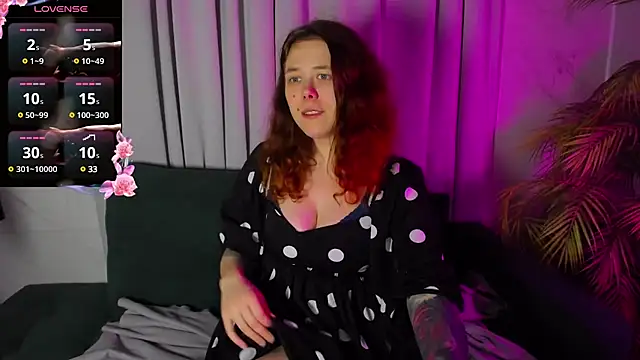 SophiePure online show from 02.12.25