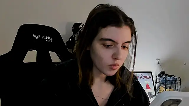 emmamurrr online show from 12.20.24