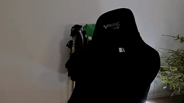 emmamurrr online show from 01.08.25