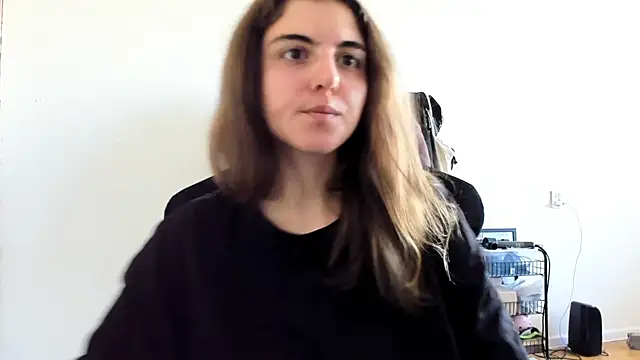 emmamurrr online show from 09.12.25