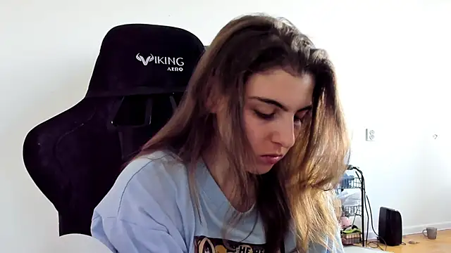 emmamurrr online show from 09.27.25