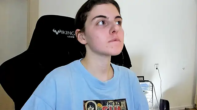 emmamurrr online show from 11.11.25